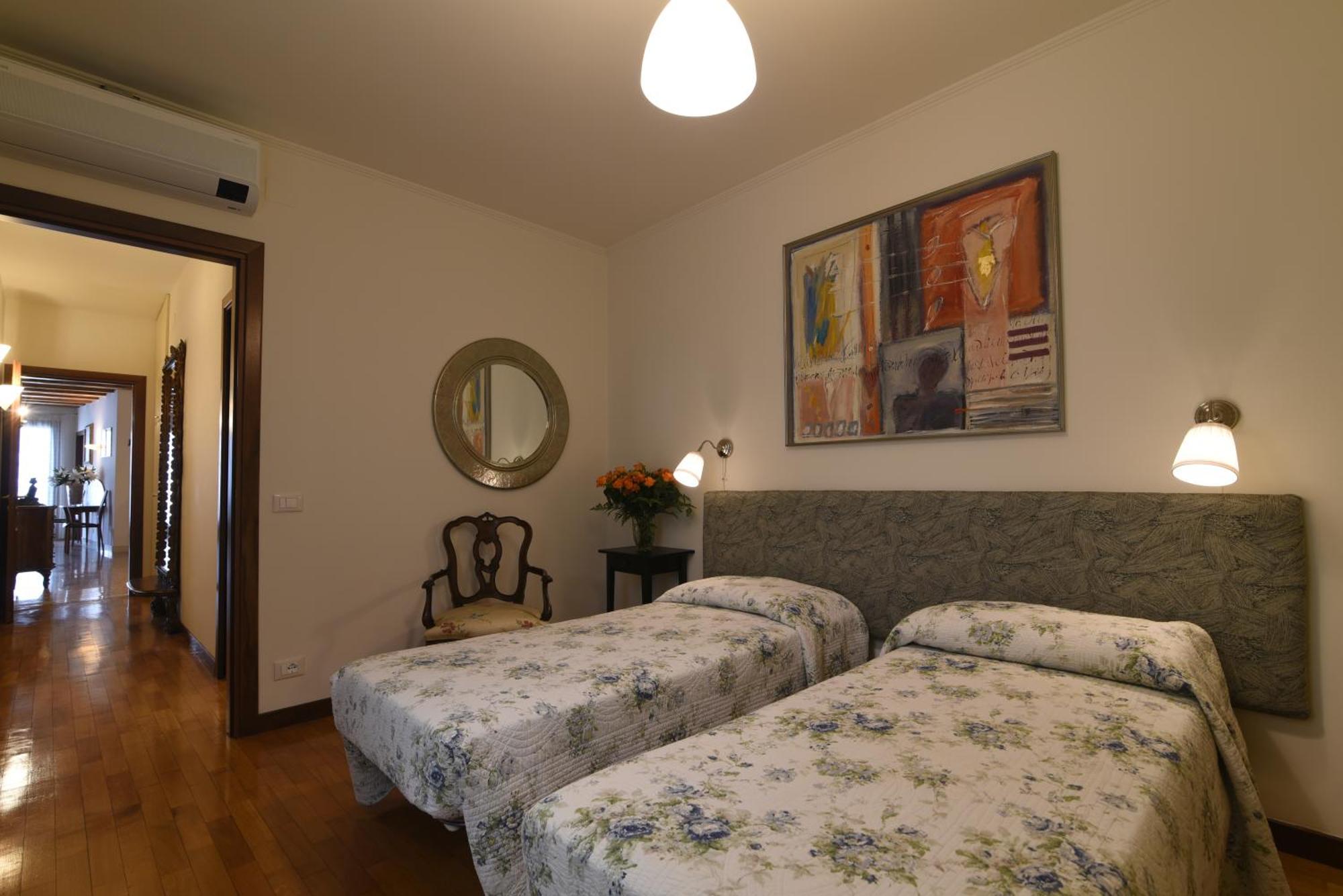 Padovaresidence Apartments - Vista Piazza Delle Erbe E Palazzo Della Ragione Экстерьер фото